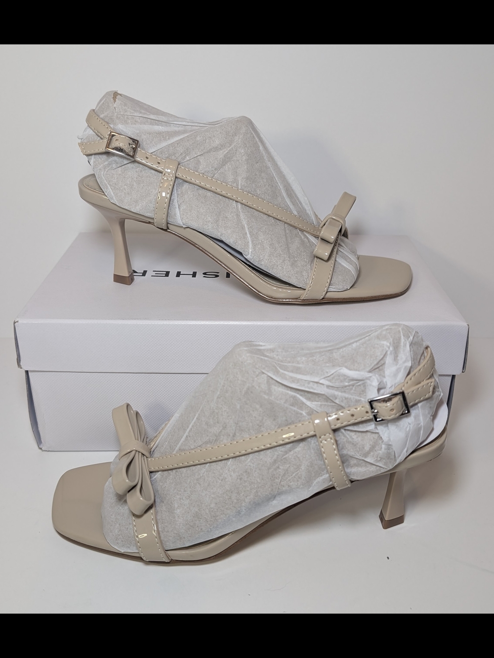 Marc Fisher DANZY Nude Patent Bow Slingback Kitten Heels Sandals Size 6 NIB
